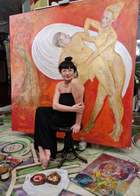 Белла Матвеева в мастерской